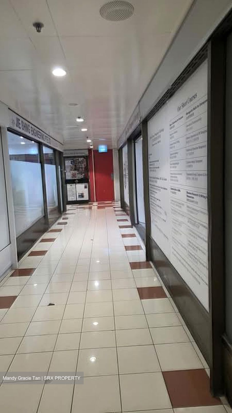 Peninsula Shopping Complex (D6), Retail #596217881